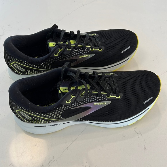 Brooks Other - Brooks ghost 14 size 12 medium D